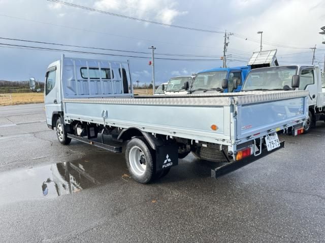 MITSUBISHI CANTER 2015