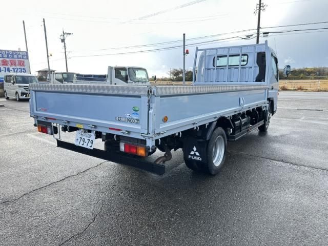 MITSUBISHI CANTER 2015