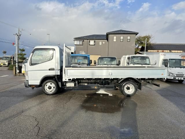 MITSUBISHI CANTER 2015
