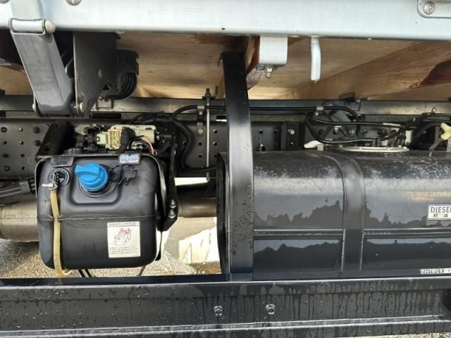 MITSUBISHI CANTER 2015