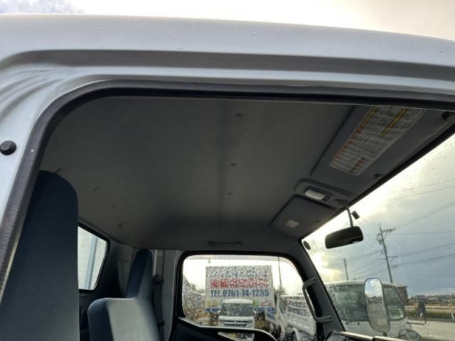 MITSUBISHI CANTER 2015