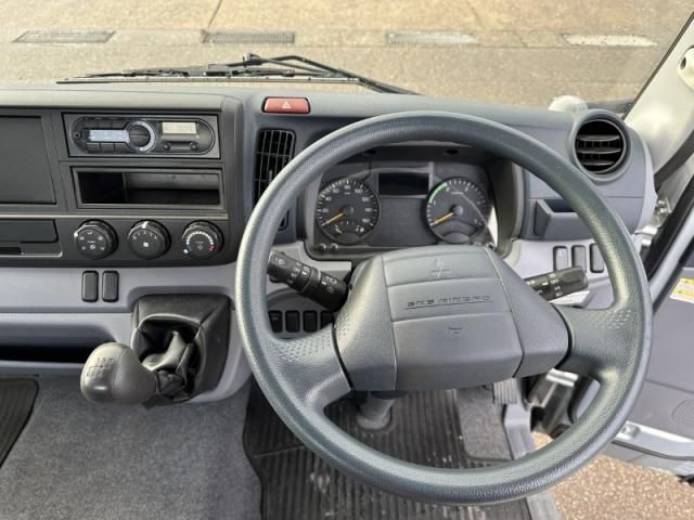 MITSUBISHI CANTER 2015