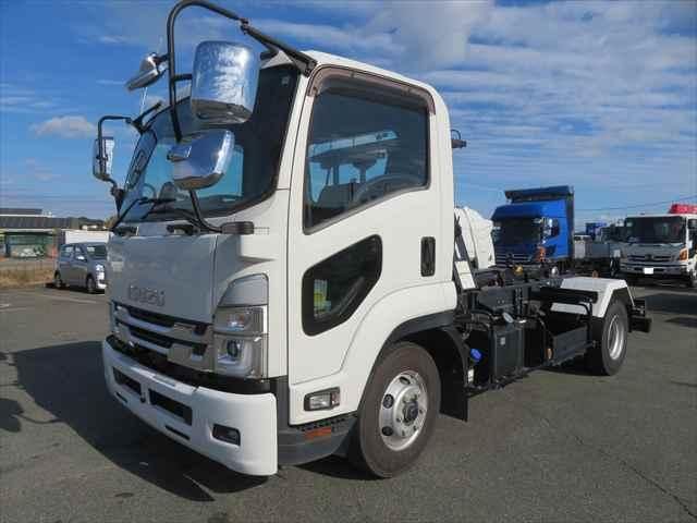 ISUZU FORWARD 2022
