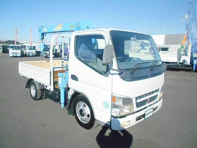 MITSUBISHI CANTER 2003