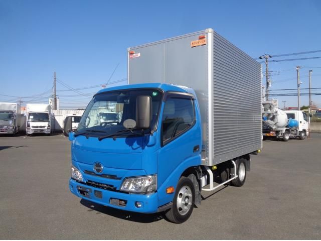 HINO DUTRO 2022