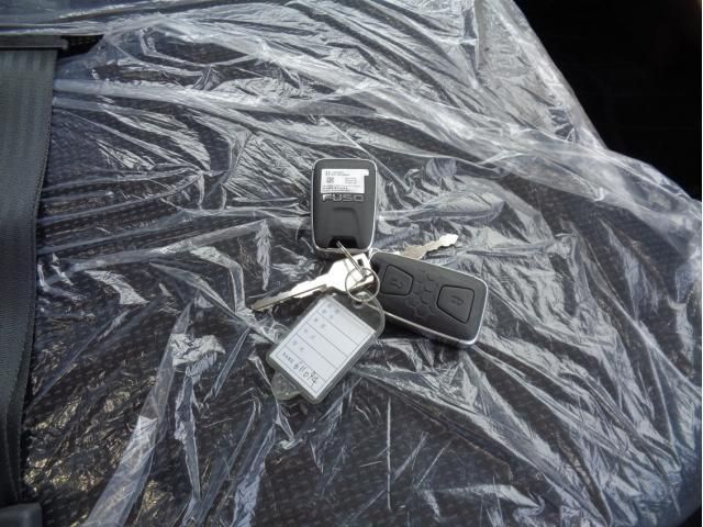 MITSUBISHI CANTER 2025