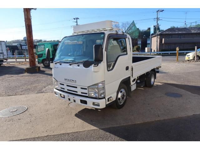 ISUZU ELF 2013
