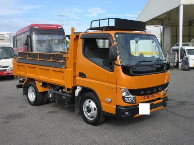 MITSUBISHI CANTER 2021