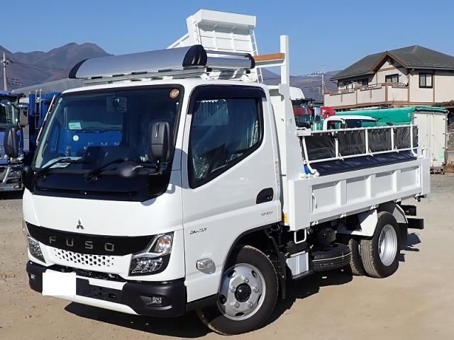 MITSUBISHI CANTER 2025