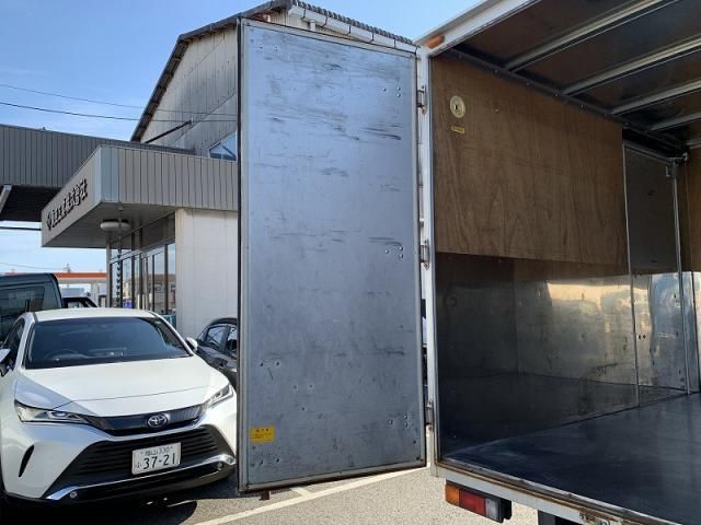 MITSUBISHI CANTER 2017