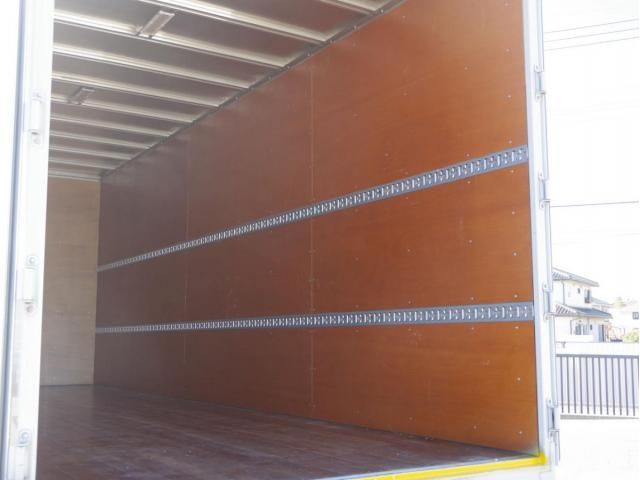 MITSUBISHI FUSOU FIGHTER 2019