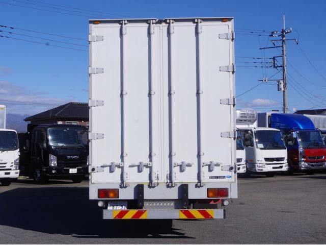 MITSUBISHI FUSOU FIGHTER 2019