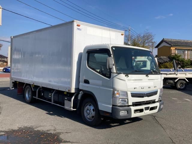 MITSUBISHI CANTER 2020