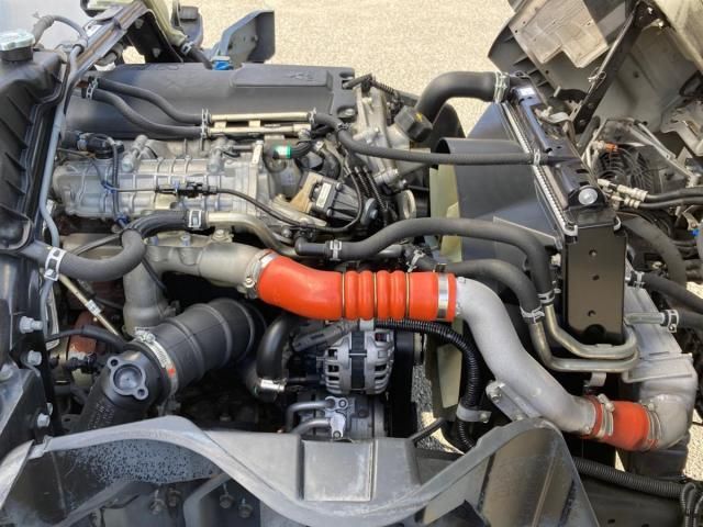 MITSUBISHI CANTER 2020