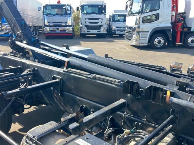 MITSUBISHI FUSOU FIGHTER 2021