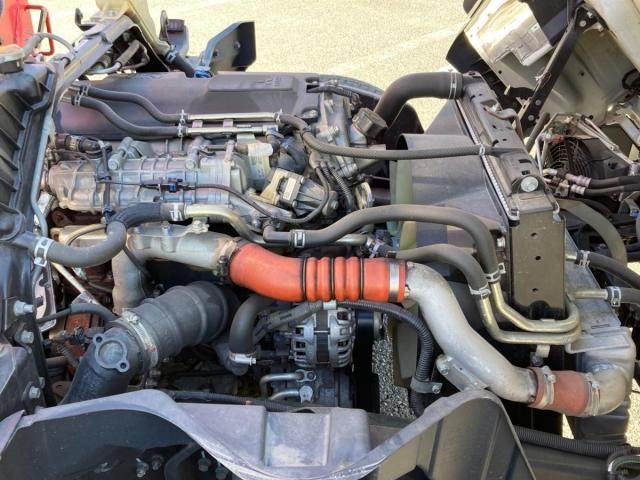 MITSUBISHI CANTER 2020