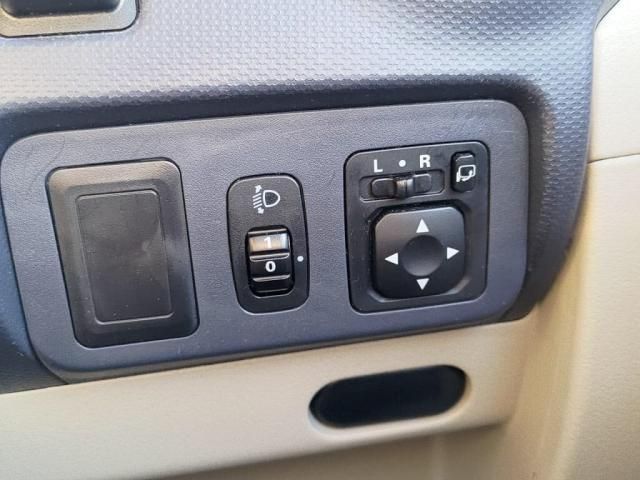 MITSUBISHI eK WAGON 2011