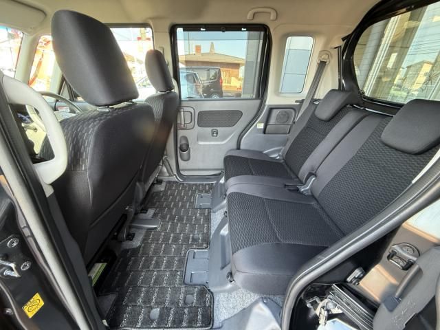 SUZUKI Spacia custom 4WD 2013