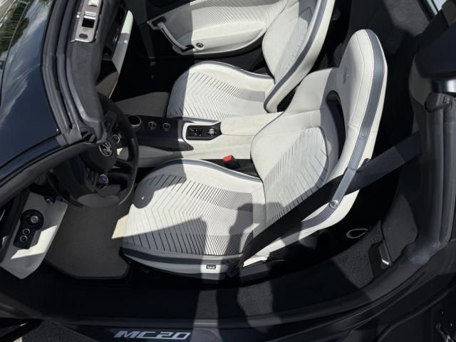 MASERATI MASERATI MC20 Cielo 2023