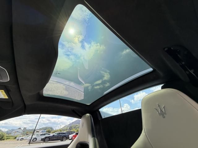 MASERATI MASERATI MC20 Cielo 2023