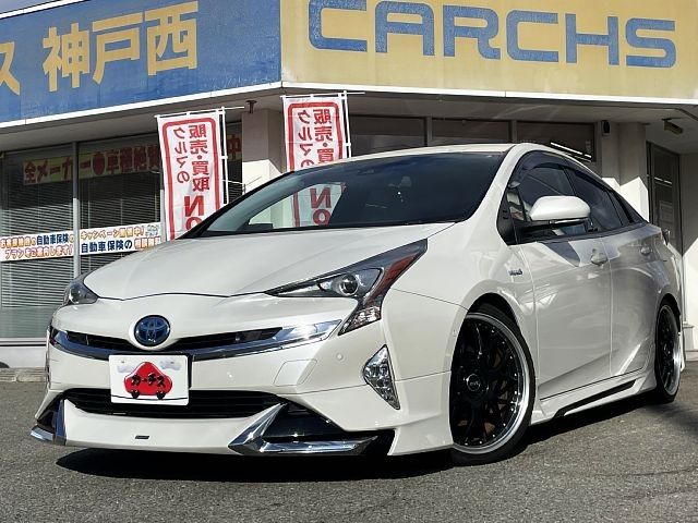 TOYOTA PRIUS 2015