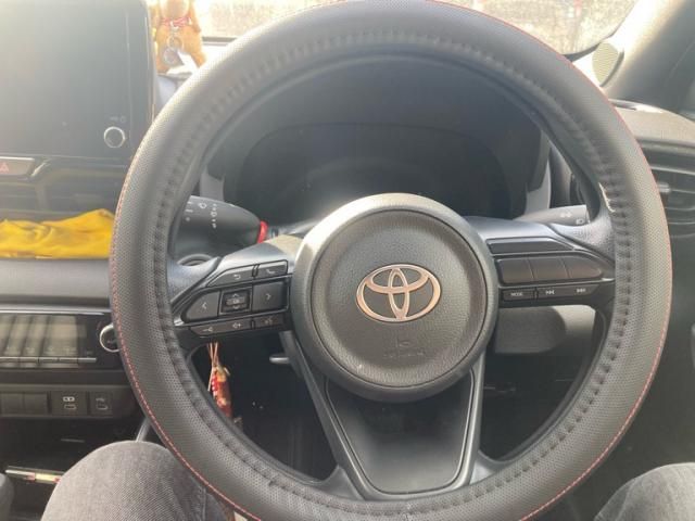 TOYOTA YARIS 2025