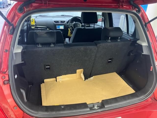 SUZUKI SWIFT 4WD 2010