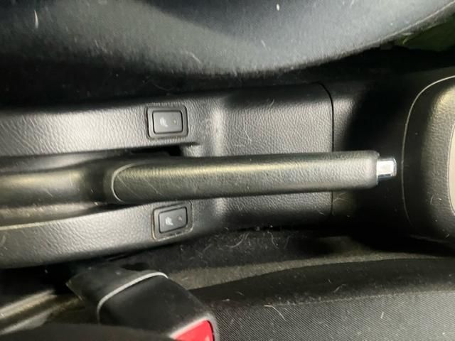 SUZUKI SWIFT 4WD 2010