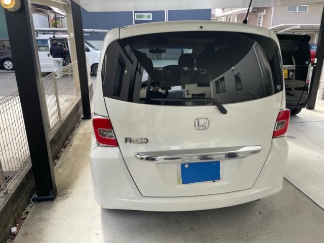 HONDA FREED 2015