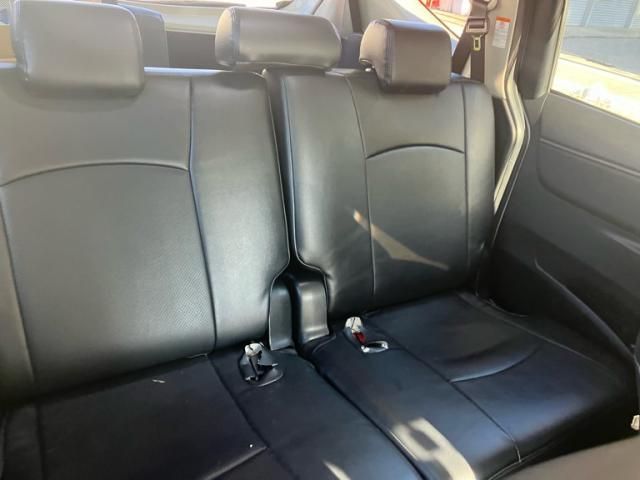 TOYOTA SIENTA HYBRID 2015