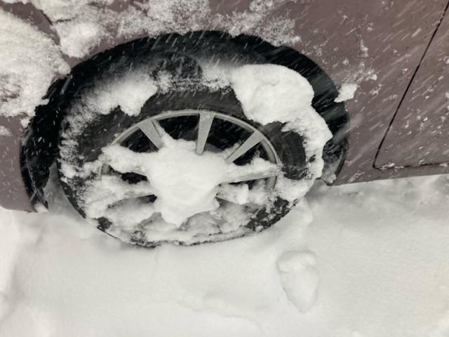 DAIHATSU MOVE 4WD 2011