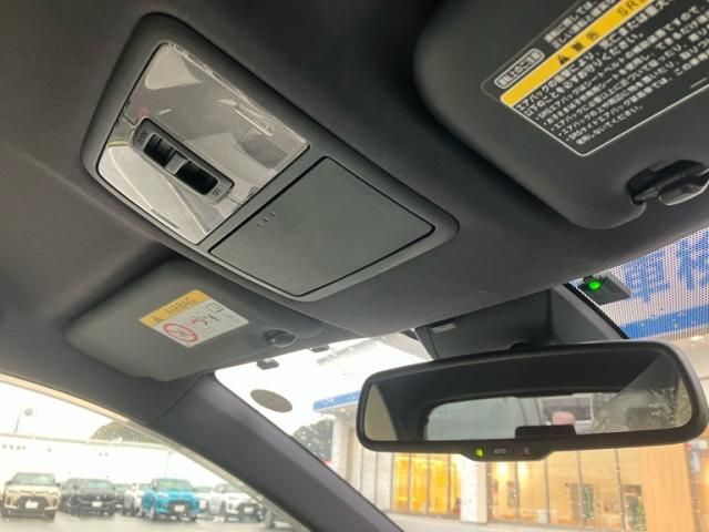 TOYOTA AURIS HYBRID 2016