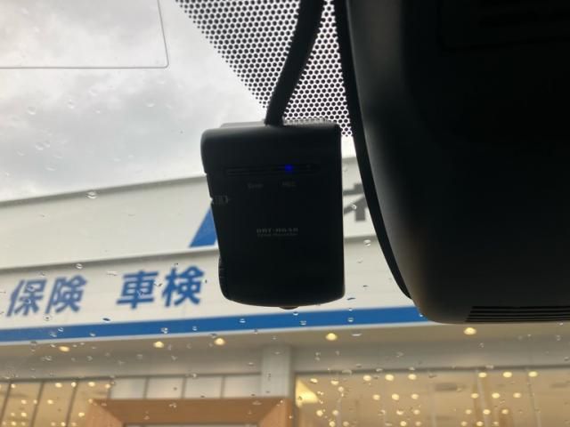 TOYOTA AURIS HYBRID 2016