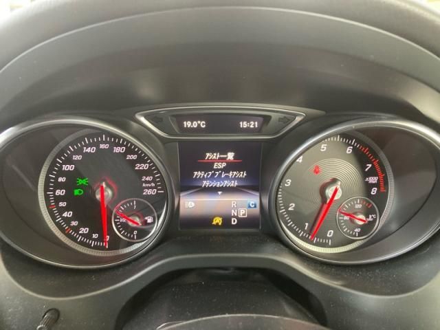 MERCEDES BENZ MERCEDES BENZ GLA class 2019