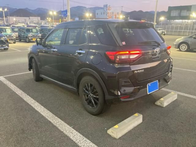 TOYOTA RAIZE 2021