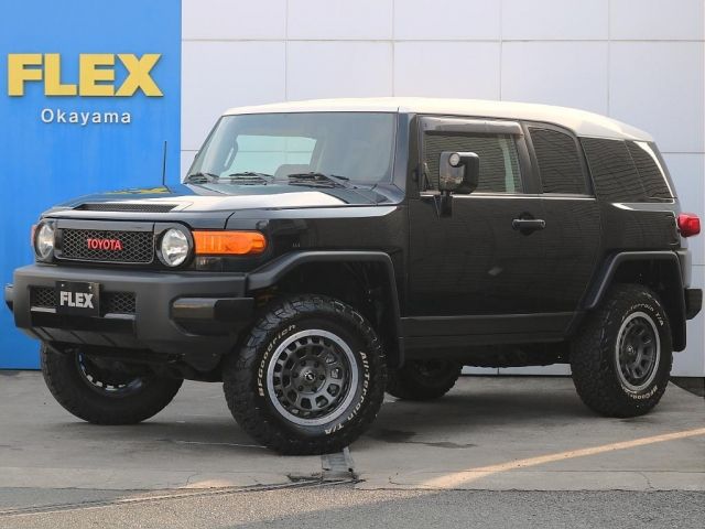TOYOTA FJ CRUISER 4WD 2011