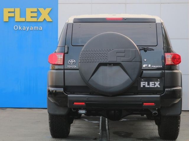 TOYOTA FJ CRUISER 4WD 2011