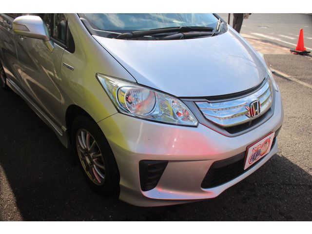 HONDA FREED HYBRID 2014