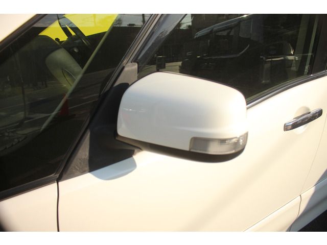 NISSAN SERENA  S-HYBRID 2013