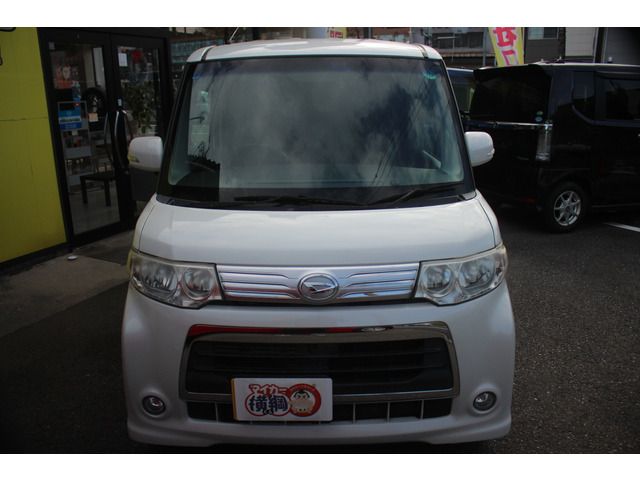 DAIHATSU TANTO CUSTOM 2011