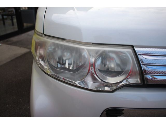 DAIHATSU TANTO CUSTOM 2011