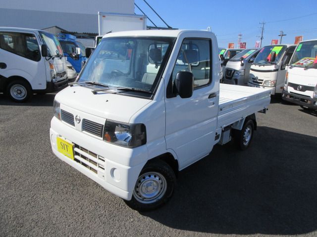 NISSAN CLIPPER truck 2010
