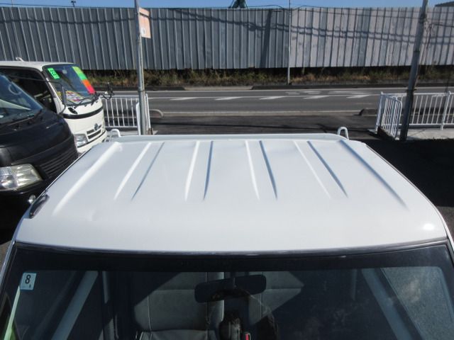 NISSAN CLIPPER truck 2010