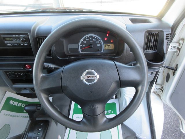 NISSAN CLIPPER truck 2010