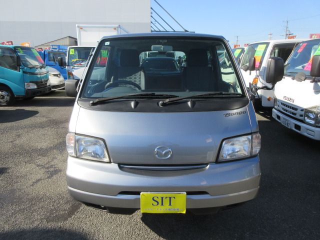 MAZDA BONGO van 2WD 2017