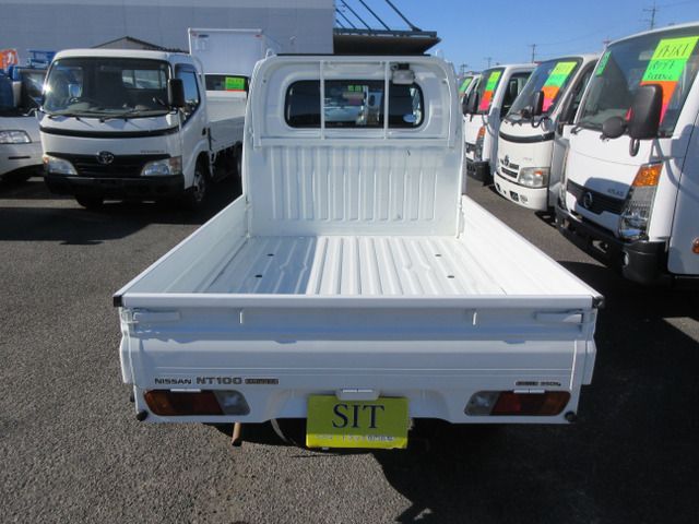 NISSAN NT100 CLIPPER 2012