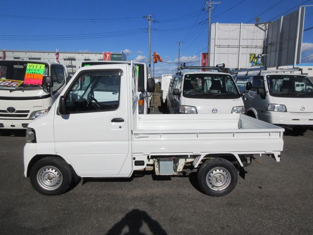 NISSAN NT100 CLIPPER 2012