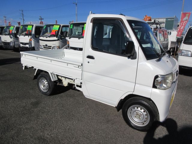 NISSAN NT100 CLIPPER 2012