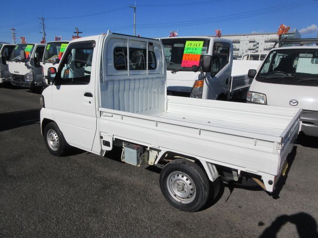 NISSAN NT100 CLIPPER 2012