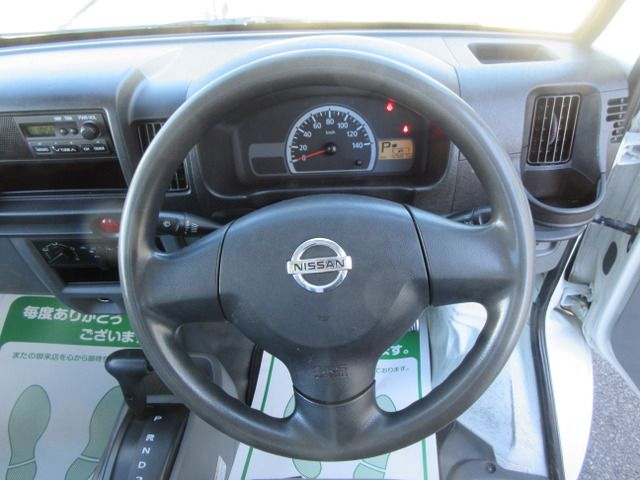 NISSAN NT100 CLIPPER 2012